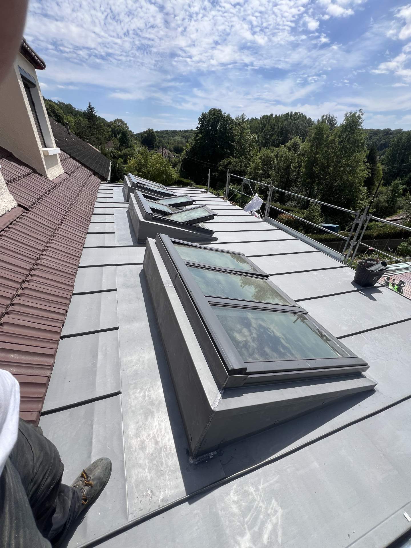 Installation de fenêtre de toit Étampes